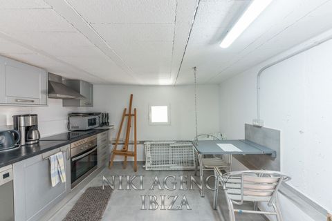 Villa a Cala Tarida, Ibiza, Cala Tarida - € 795.000 | Ref: CVE074 - foto 36
